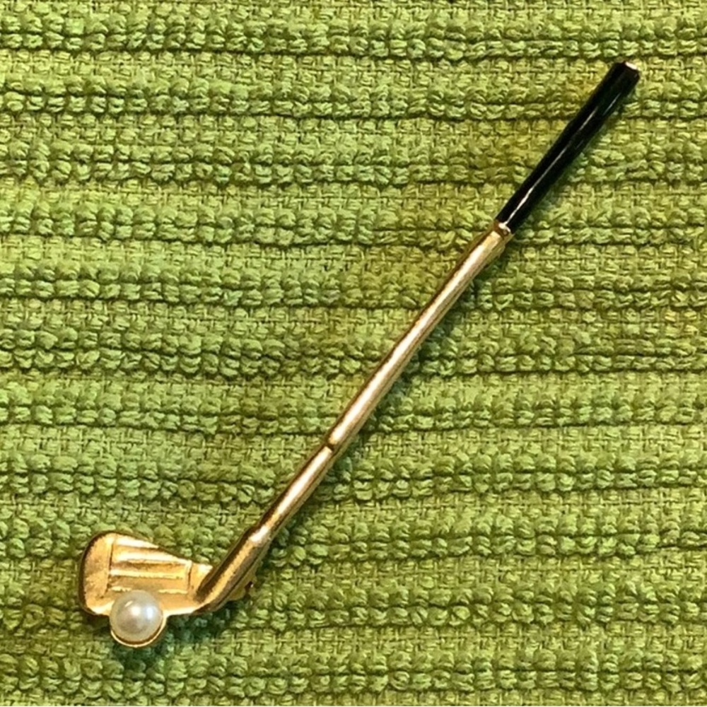 Golf Club pin brooch